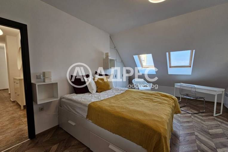 Тристаен апартамент, Варна, Цветен квартал, 677121, Снимка 8