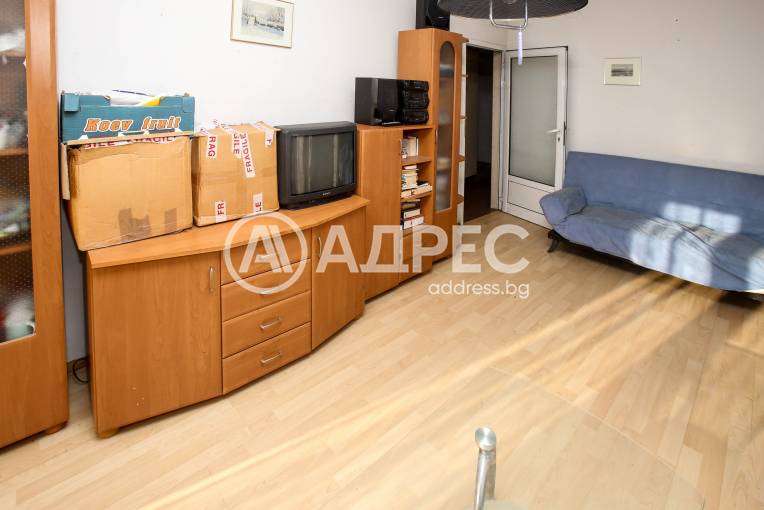 Двустаен апартамент, София, Люлин 7, 676122, Снимка 1