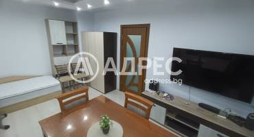 Тристаен апартамент, Разград, Орел, 685122, Снимка 1