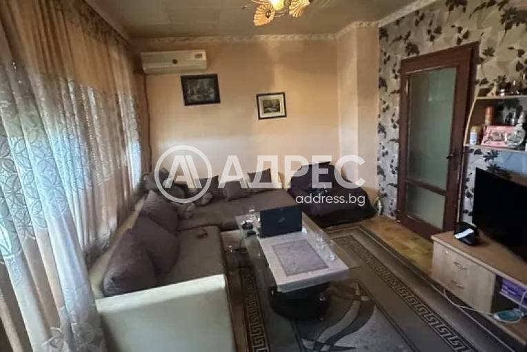 Тристаен апартамент, Хасково, Република, 697123, Снимка 1