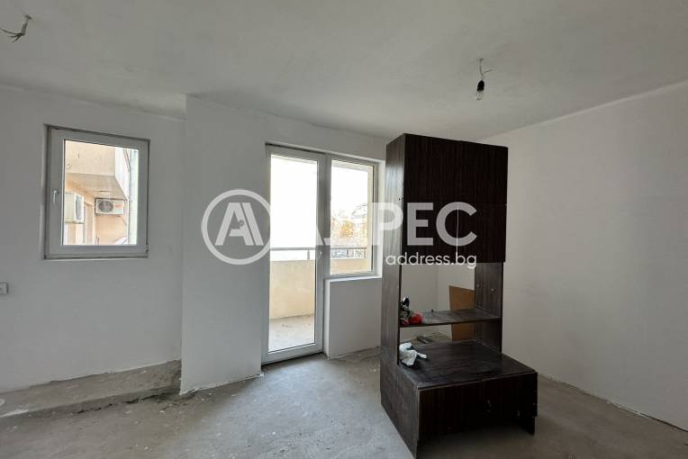 Тристаен апартамент, Плевен, 9-ти квартал, 678124, Снимка 4