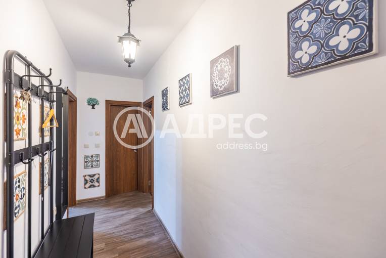 Тристаен апартамент, Варна, ЖП Гара, 638125, Снимка 24