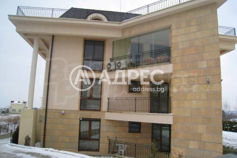 Двустаен апартамент, София, Камбаните, 678125, Снимка 1