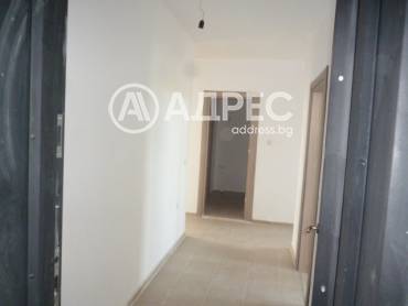 Тристаен апартамент, Добрич, Център, 667126, Снимка 1