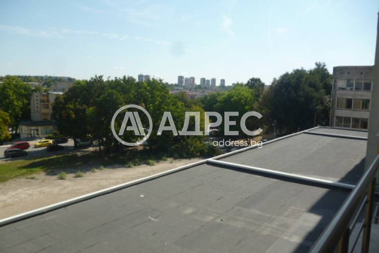 Тристаен апартамент, Добрич, Център, 667126, Снимка 3