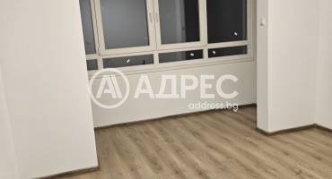 Тристаен апартамент, София, Редута, 682126, Снимка 1