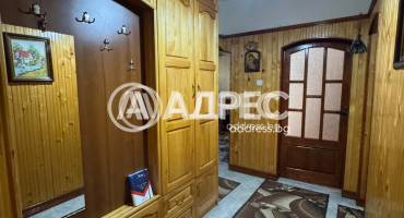 Тристаен апартамент, Сопот, 674127, Снимка 1