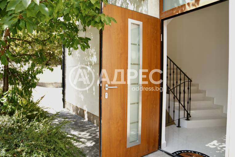 Офис Сграда/Търговски център, София, Симеоново, 688130, Снимка 2