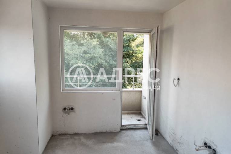 Тристаен апартамент, Хасково, Училищни, 671135, Снимка 4