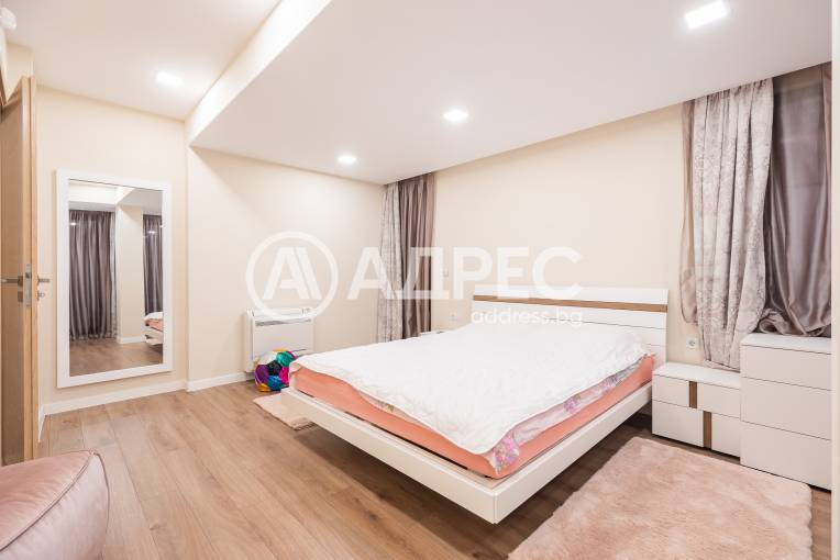 Многостаен апартамент, Варна, Бриз, 679135, Снимка 2