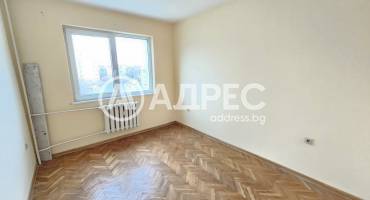 Тристаен апартамент, Варна, Трошево, 691135, Снимка 1