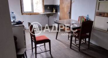 Къща/Вила, Горно трапе, 652137, Снимка 5