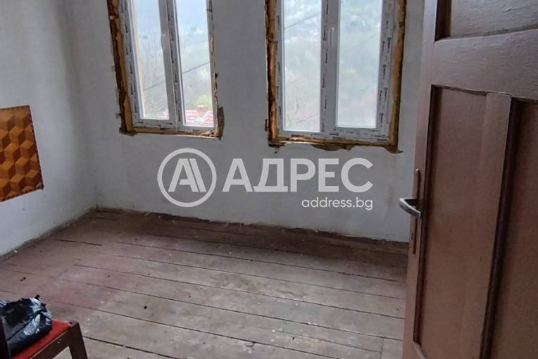 Къща/Вила, Горно трапе, 652137, Снимка 4