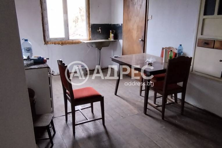 Къща/Вила, Горно трапе, 652137, Снимка 5