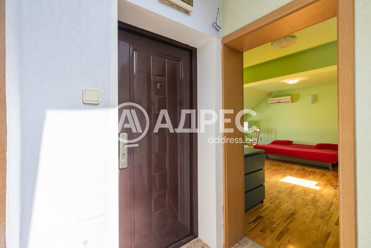 Многостаен апартамент, Варна, Зимно кино Тракия, 625139, Снимка 23