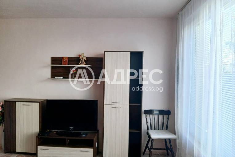 Двустаен апартамент, Варна, Спортна зала, 661140, Снимка 1