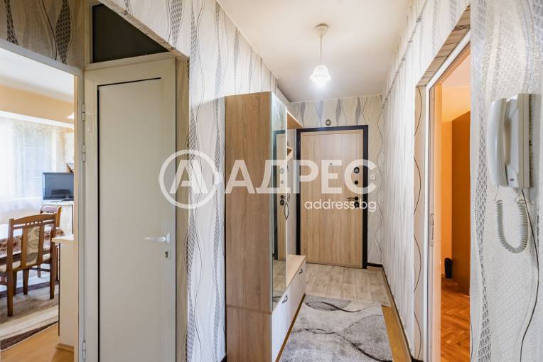 Многостаен апартамент, Варна, Владислав Варненчик, 688141, Снимка 20