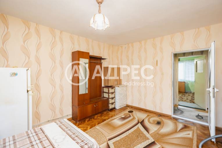 Многостаен апартамент, Варна, Владислав Варненчик, 688141, Снимка 8