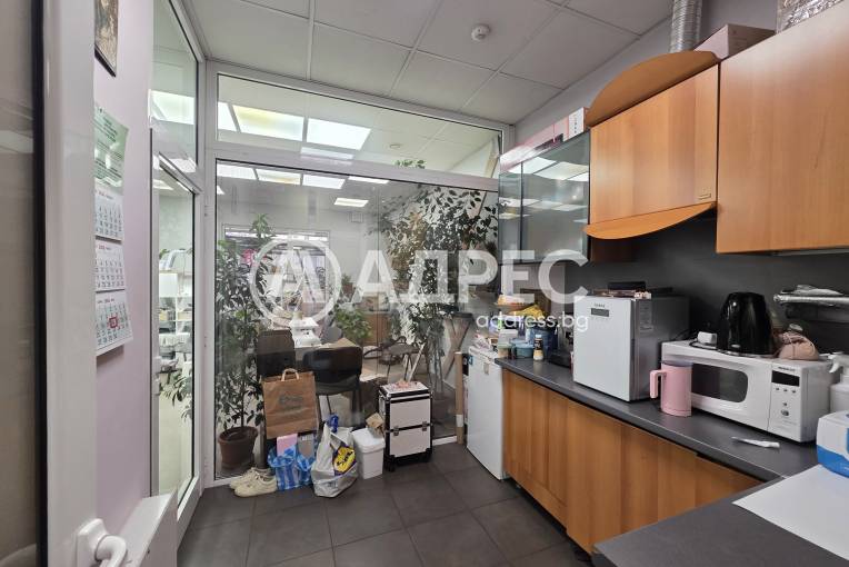 Козметично/Фризьорско студио, София, Център, 692143, Снимка 4