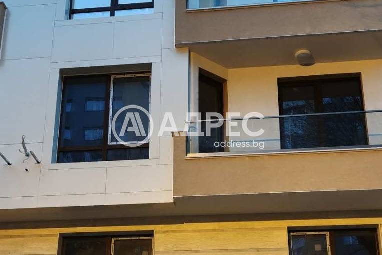 Тристаен апартамент, Варна, Лятно кино Тракия, 679146, Снимка 1