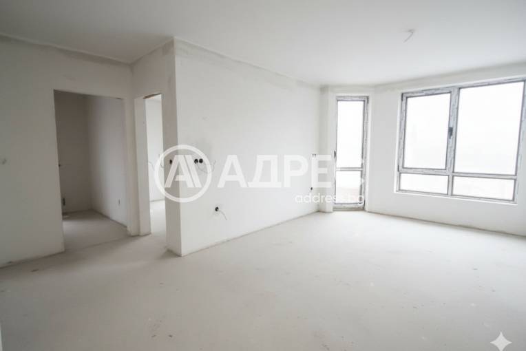 Тристаен апартамент, Варна, Лятно кино Тракия, 679146, Снимка 2