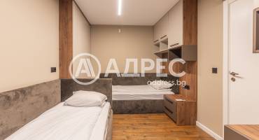 Многостаен апартамент, Варна, Идеален център, 692148, Снимка 2