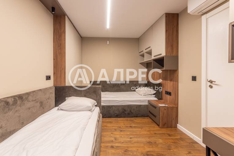 Многостаен апартамент, Варна, Идеален център, 692148, Снимка 2