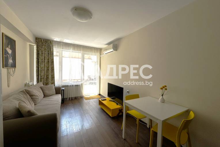 Двустаен апартамент, Русе, Център, 702148, Снимка 1