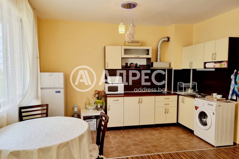 Двустаен апартамент, Варна, Виница, 625149, Снимка 2