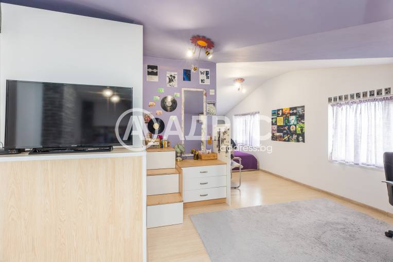 Многостаен апартамент, Варна, Зимно кино Тракия, 658149, Снимка 13