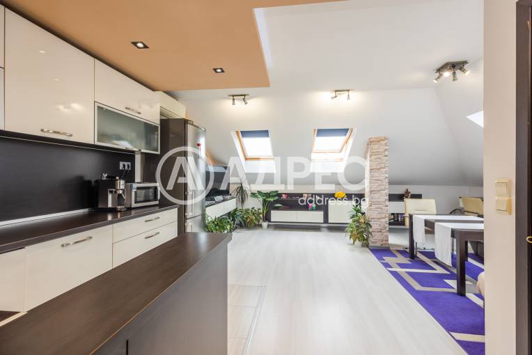 Многостаен апартамент, Варна, Зимно кино Тракия, 658149, Снимка 2