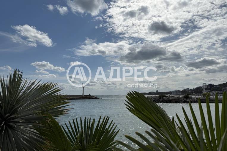 Многостаен апартамент, Варна, к.к. Св.Св. Константин и Елена, 672150, Снимка 18