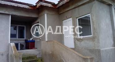 Къща/Вила, Църква, 683151, Снимка 1