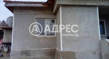 Къща/Вила, Църква, 683151, Снимка 2