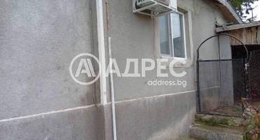 Къща/Вила, Църква, 683151, Снимка 3