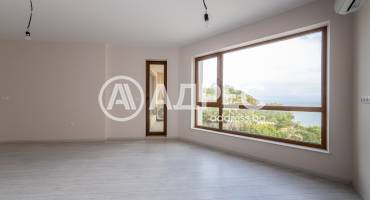 Тристаен апартамент, Варна, к.к. Чайка, 670152, Снимка 1