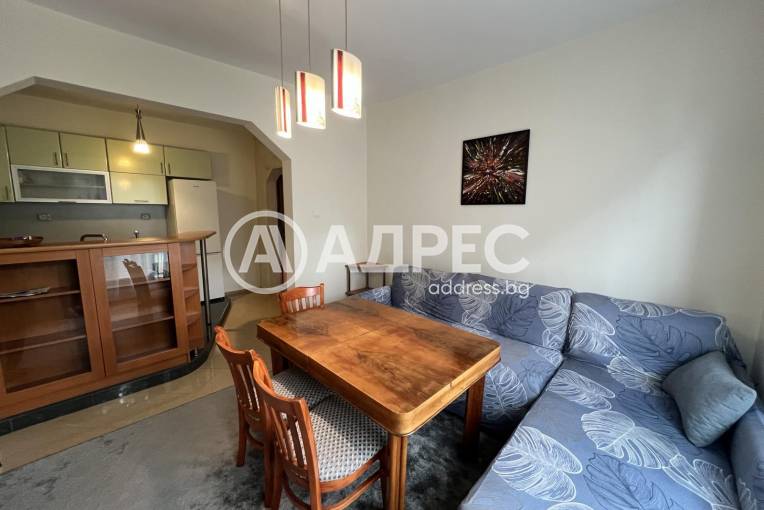 Тристаен апартамент, София, Център, 672152, Снимка 1