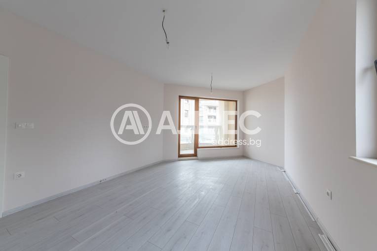 Тристаен апартамент, Варна, к.к. Чайка, 670154, Снимка 1