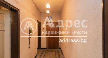 Тристаен апартамент, Варна, Общината, 591155