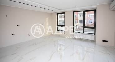 Тристаен апартамент, София, Лозенец, 681155, Снимка 1