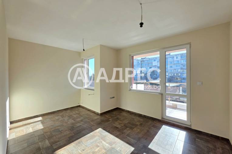 Тристаен апартамент, София, Надежда 2, 687155, Снимка 2