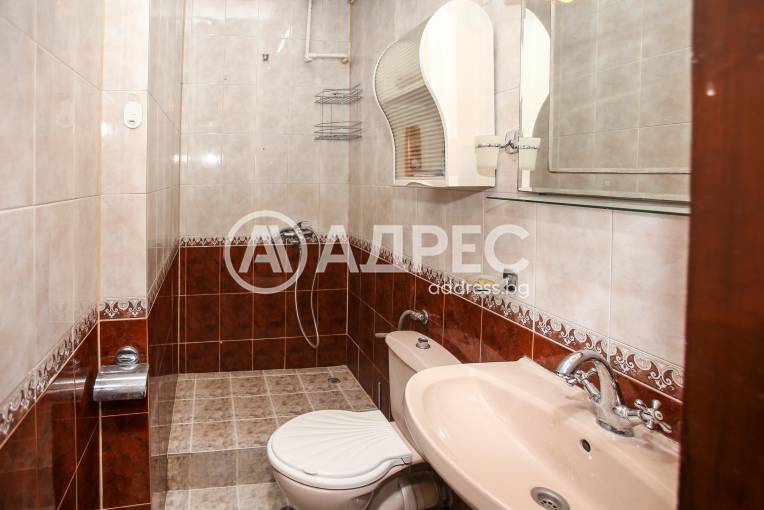 Тристаен апартамент, София, Докторска градина, 646157, Снимка 13