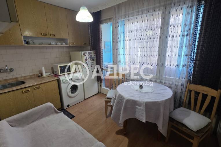 Тристаен апартамент, Плевен, ВМИ, 674158, Снимка 1