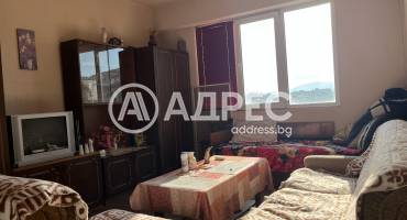 Двустаен апартамент, Казанлък, Изток, 702159, Снимка 1