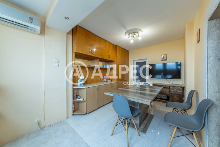 Многостаен апартамент, Варна, Левски, 681160, Снимка 2