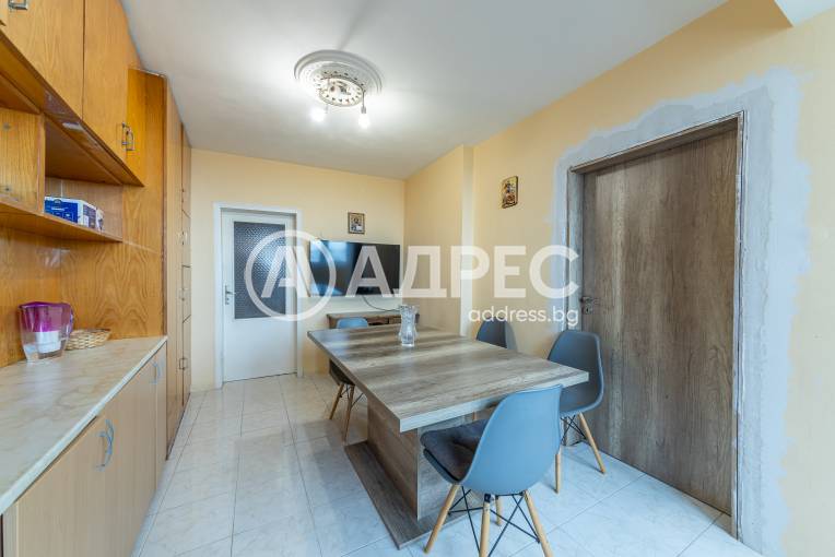 Многостаен апартамент, Варна, Левски, 681160, Снимка 4