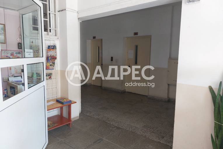 Многостаен апартамент, София, Гоце Делчев, 702165, Снимка 12