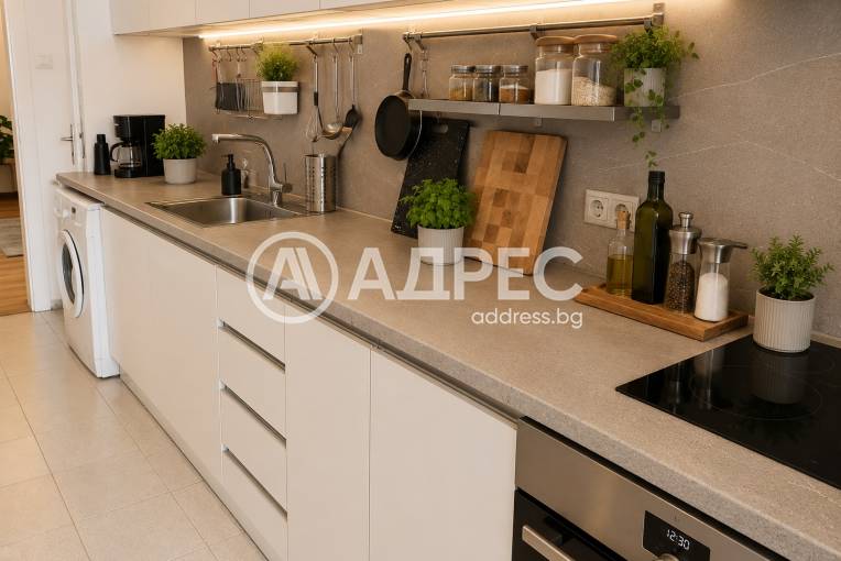 Многостаен апартамент, София, Гоце Делчев, 702165, Снимка 3