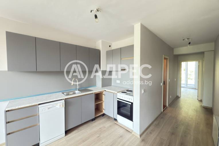 Тристаен апартамент, София, Оборище, 656166, Снимка 1