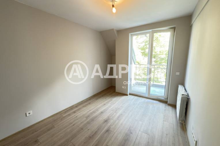 Тристаен апартамент, София, Оборище, 656166, Снимка 2